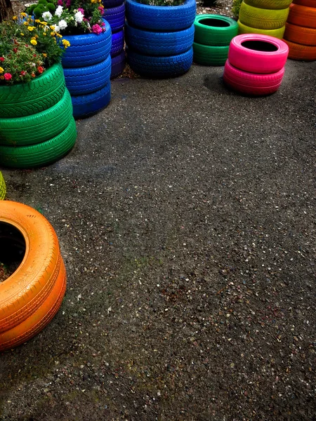 planterforflowersmadewithtires